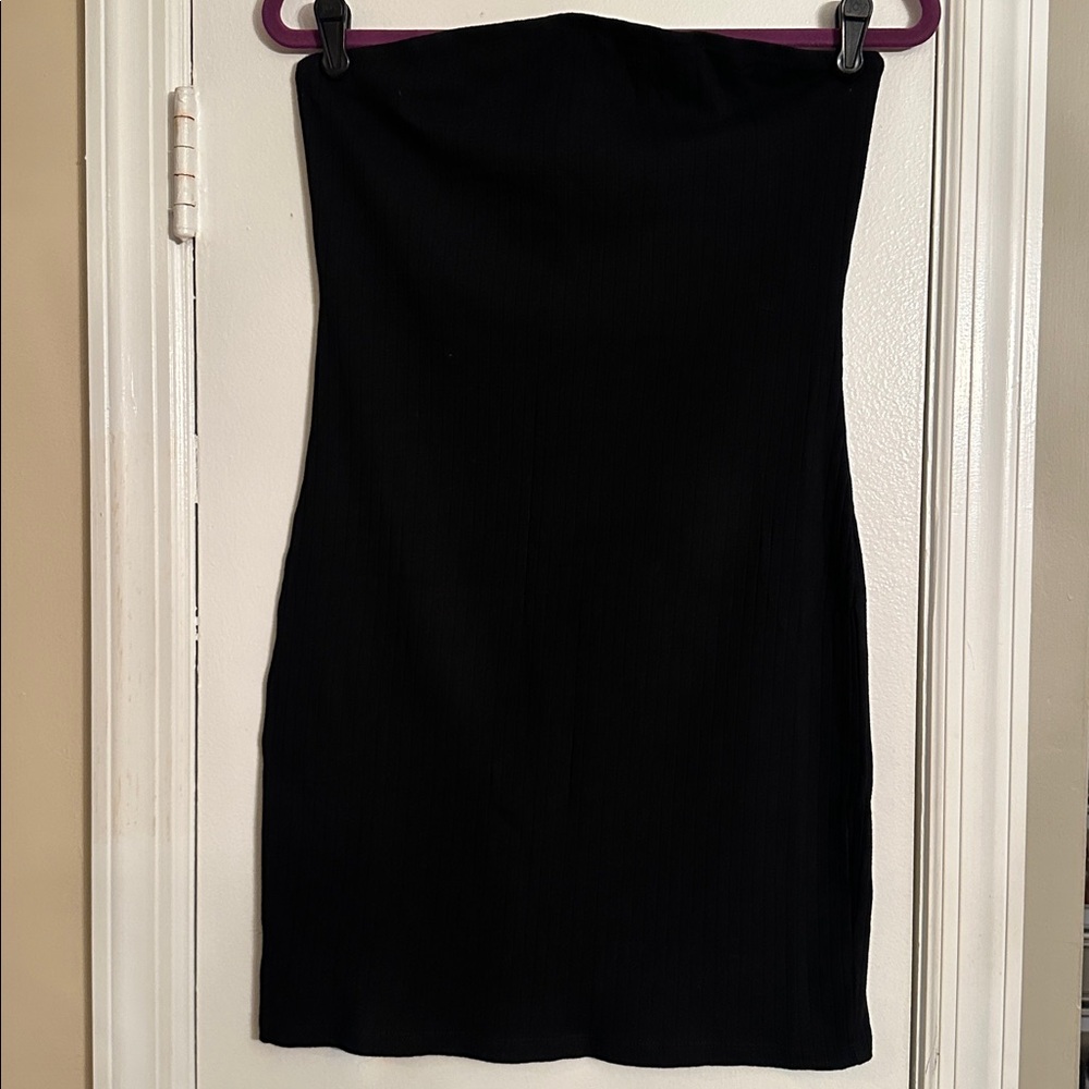Black ribbed Strapless mini Dress